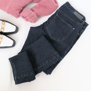 DKNY straight leg dark wash jean -C1